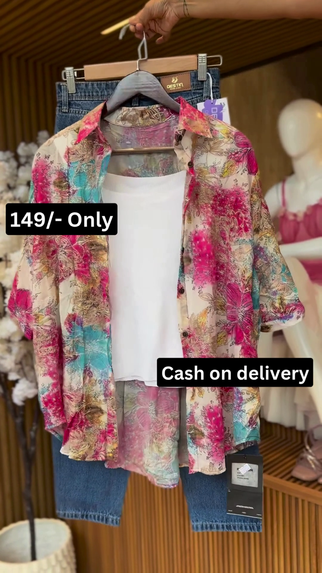 Stylish Floral Printed Shirt with Classic Denim Jeans