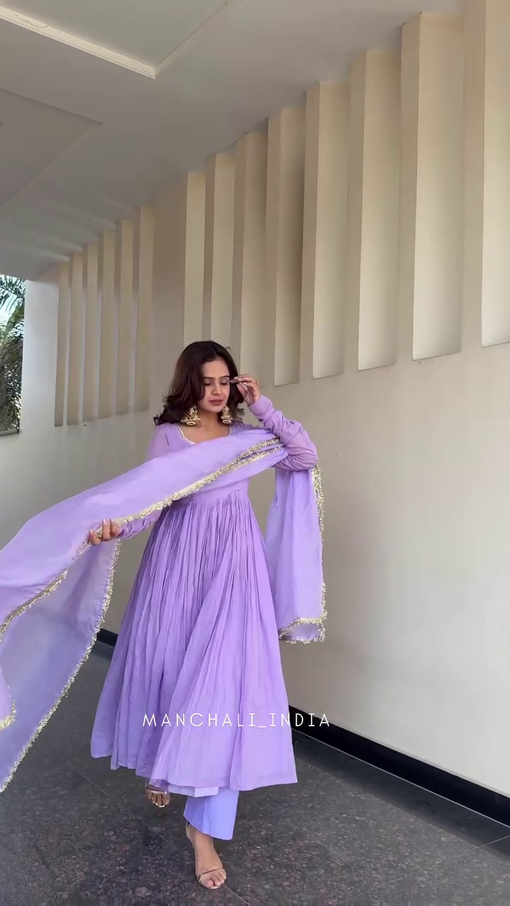 Graceful Lavender Anarkali Suit with Flowing Dupatta