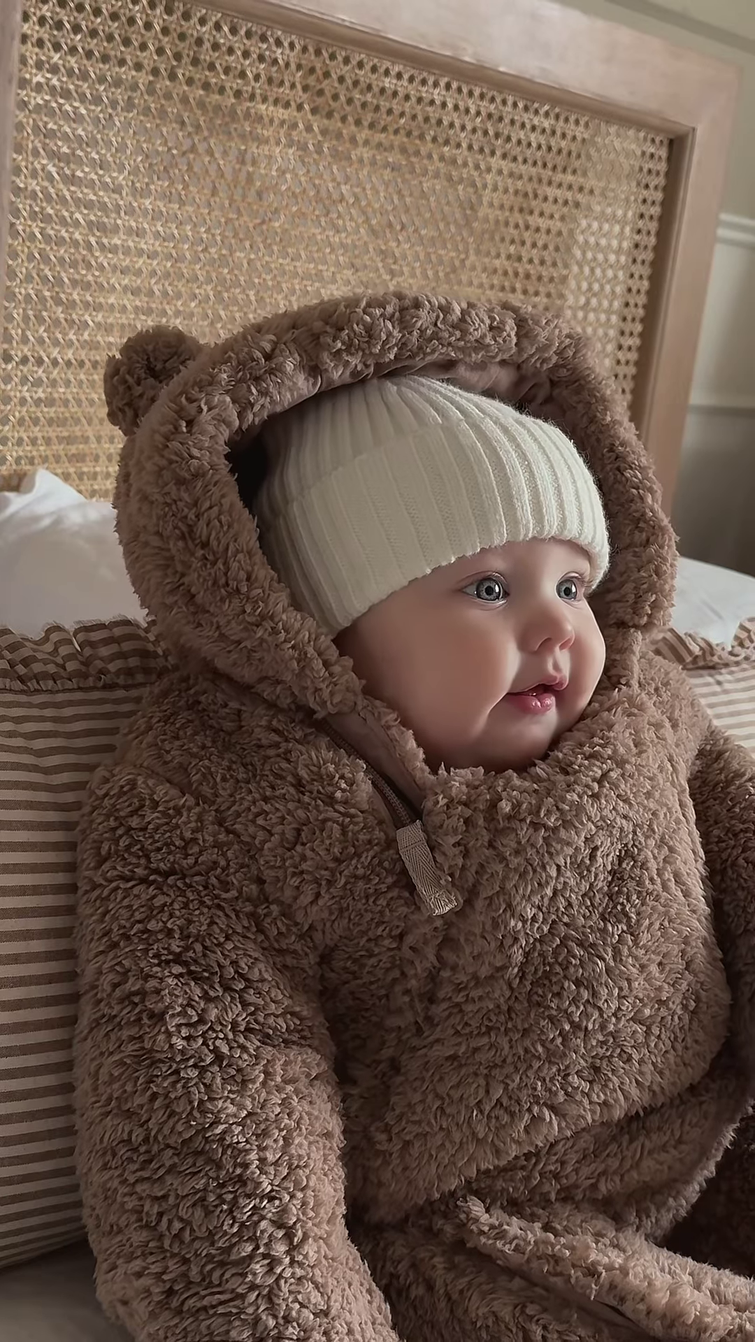 Ultra-Soft Teddy Bear Baby Winter Suit – Warm, Cute & Comfortable