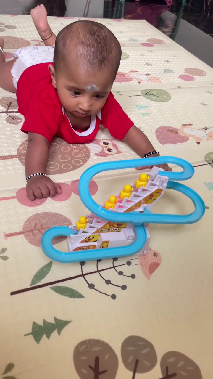 Adorable Duck Climbing Stair Toy – Endless Moving Fun for Babies