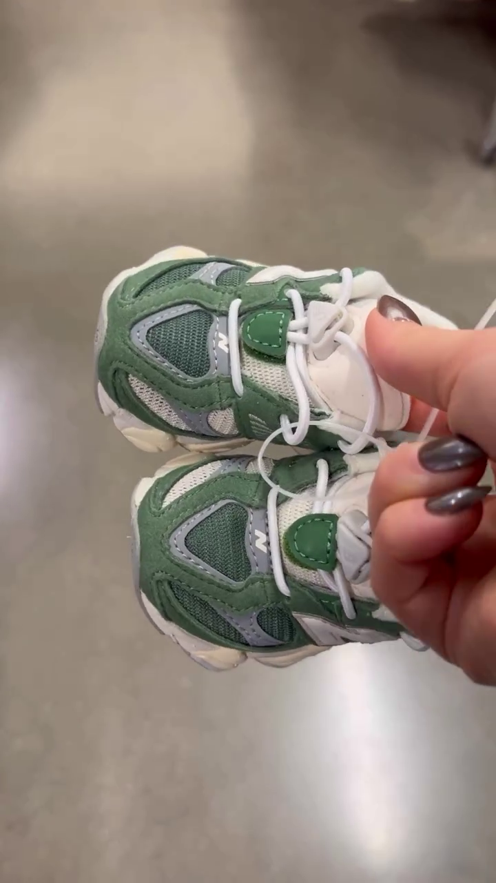 Trendy Kids Sports Sneakers – Comfortable & Stylish Everyday Shoes