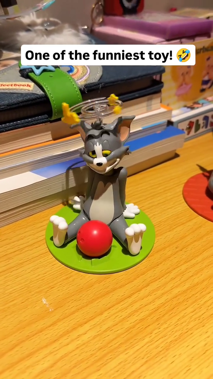 Funny Cartoon Cat Toy – Tom & Jerry Desk Fun
