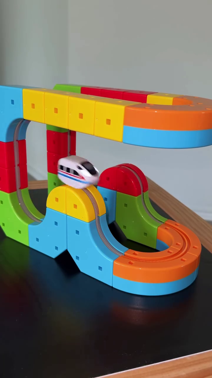 Mini Electric Train Track – Fun Racing Adventure