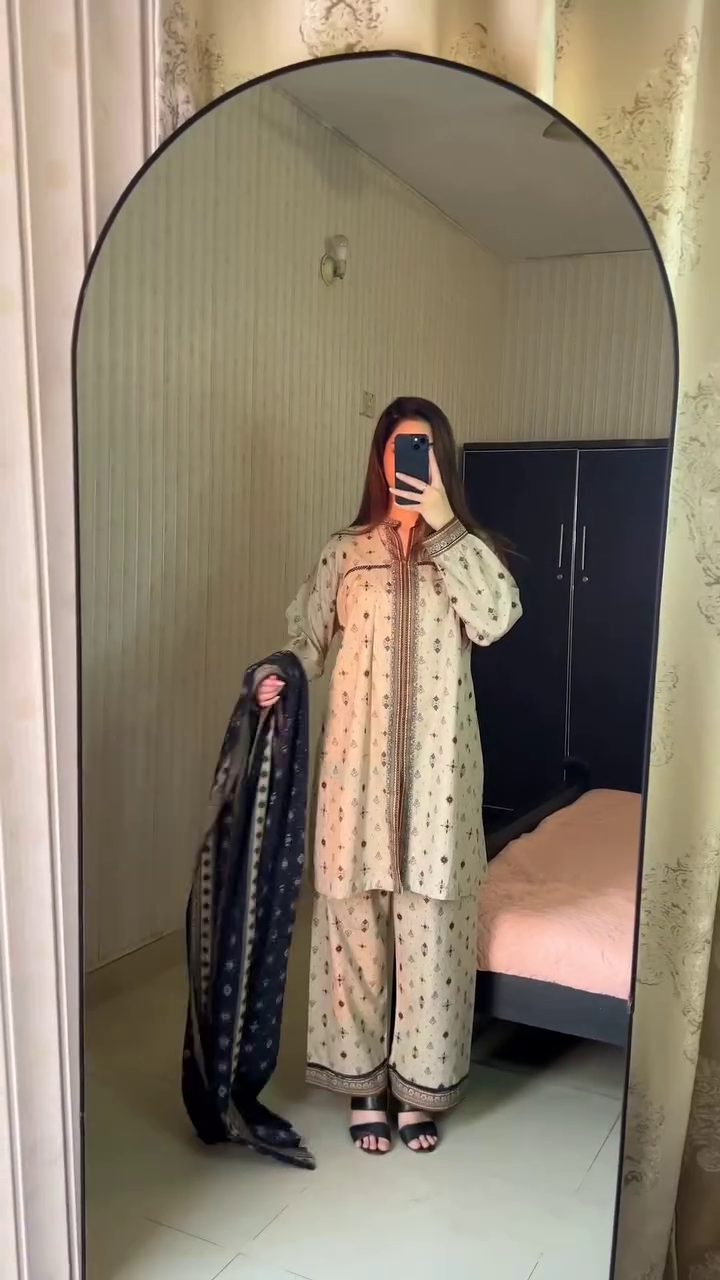 Elegant Beige Printed Kurta Set with Dupatta – Minimal Ethnic Style for Everyday Grace