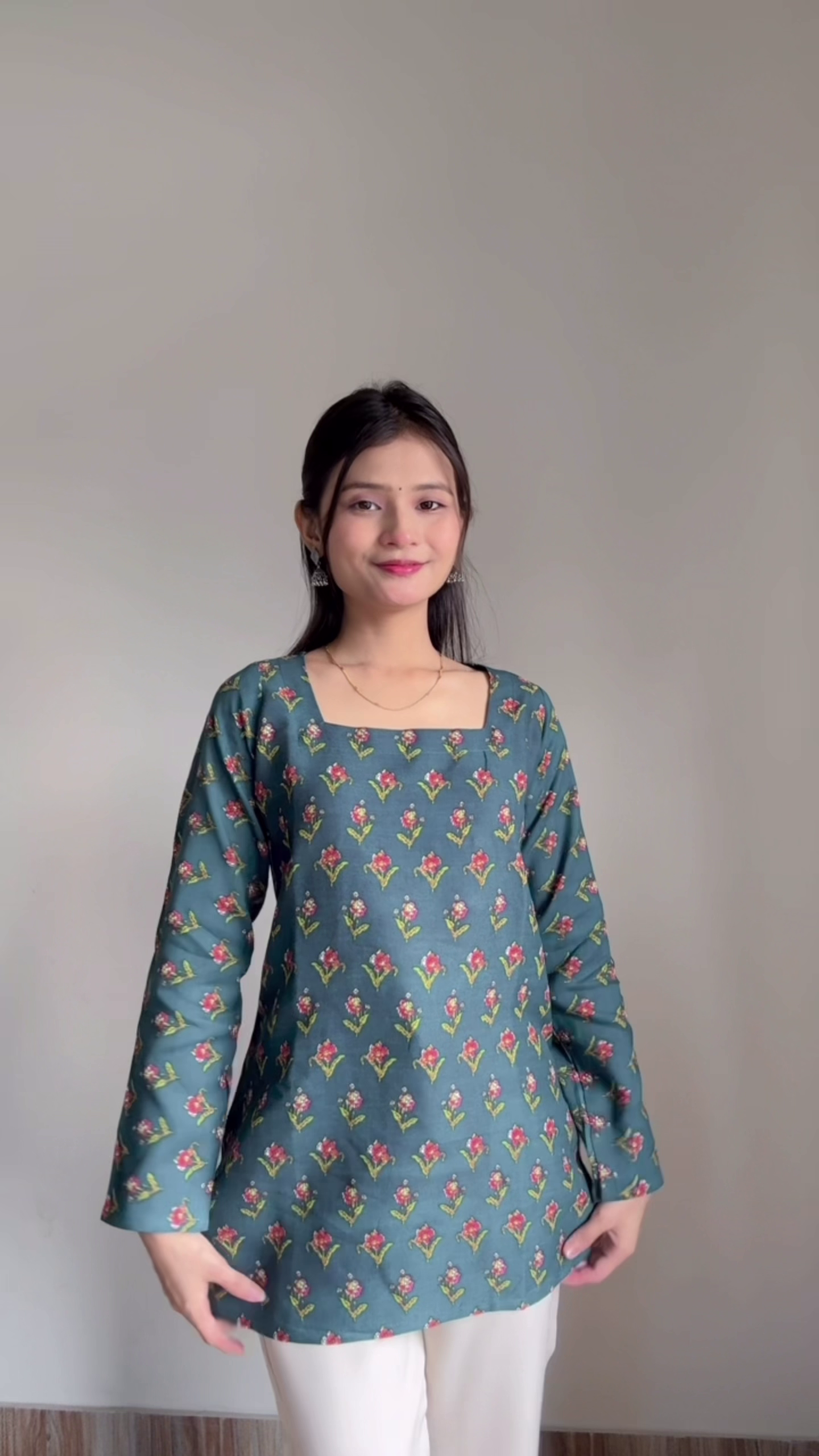 Elegant Teal Floral Printed Kurti – Minimal Everyday Ethnic Style