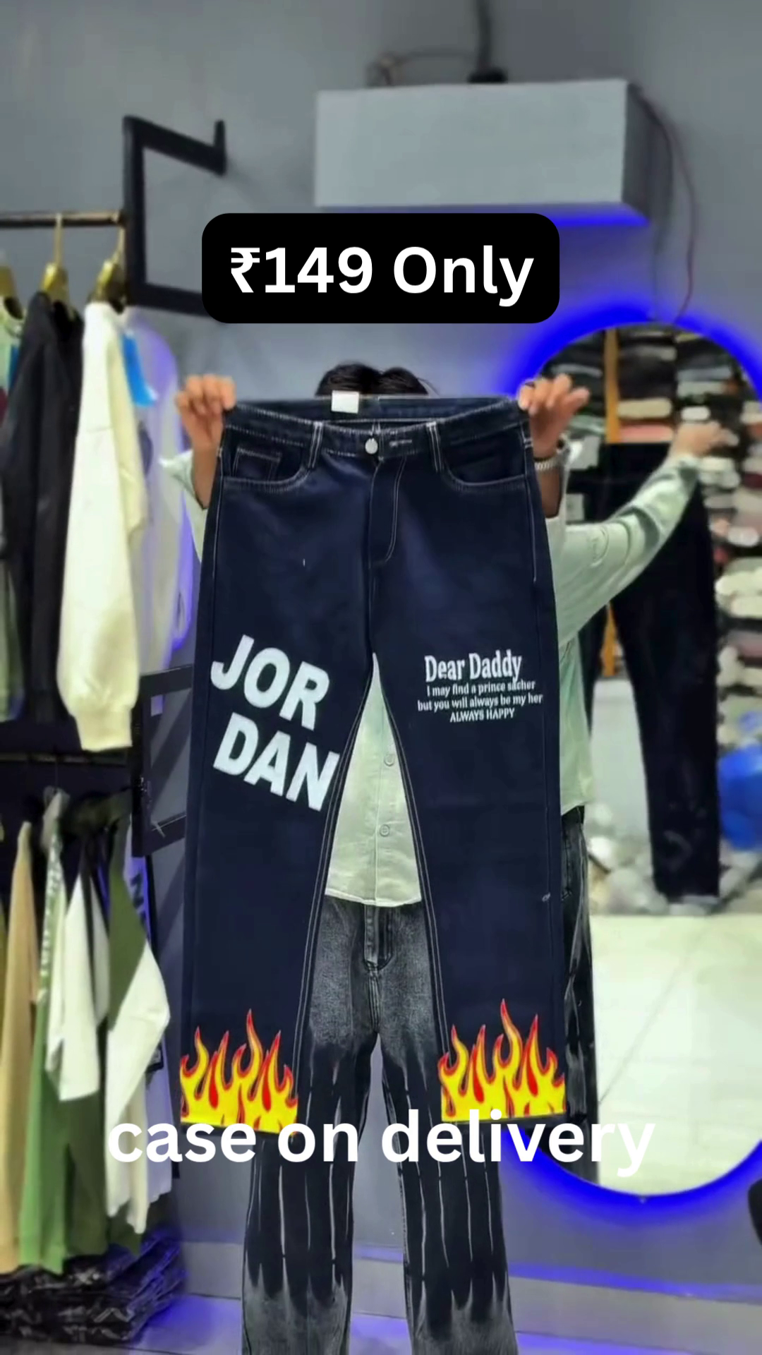 Trendy Printed Denim Jeans with Graphic Design – Bold Street Style Look